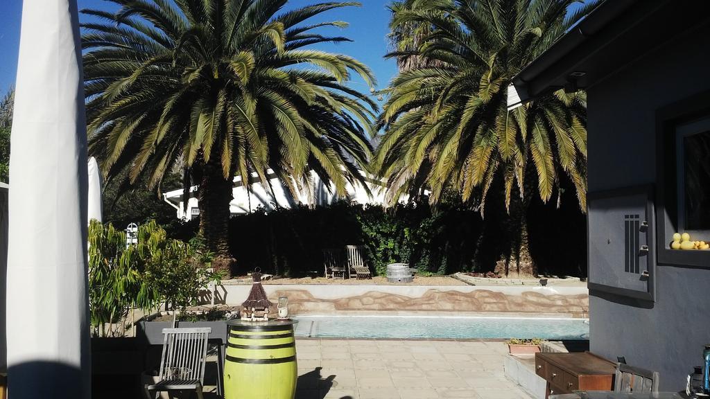 Ons Stee Bed And Breakfast Wellington Bagian luar foto