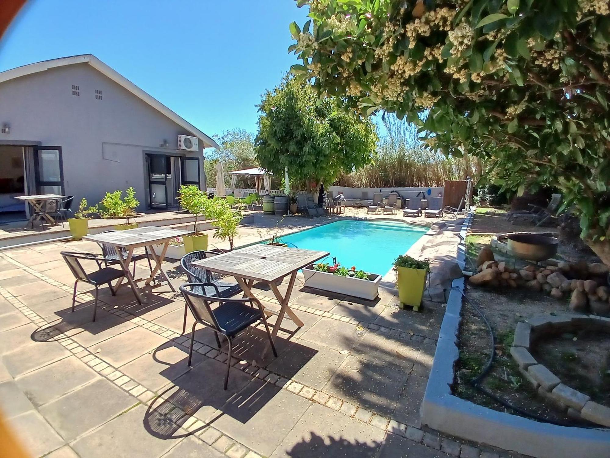 Ons Stee Bed And Breakfast Wellington Bagian luar foto