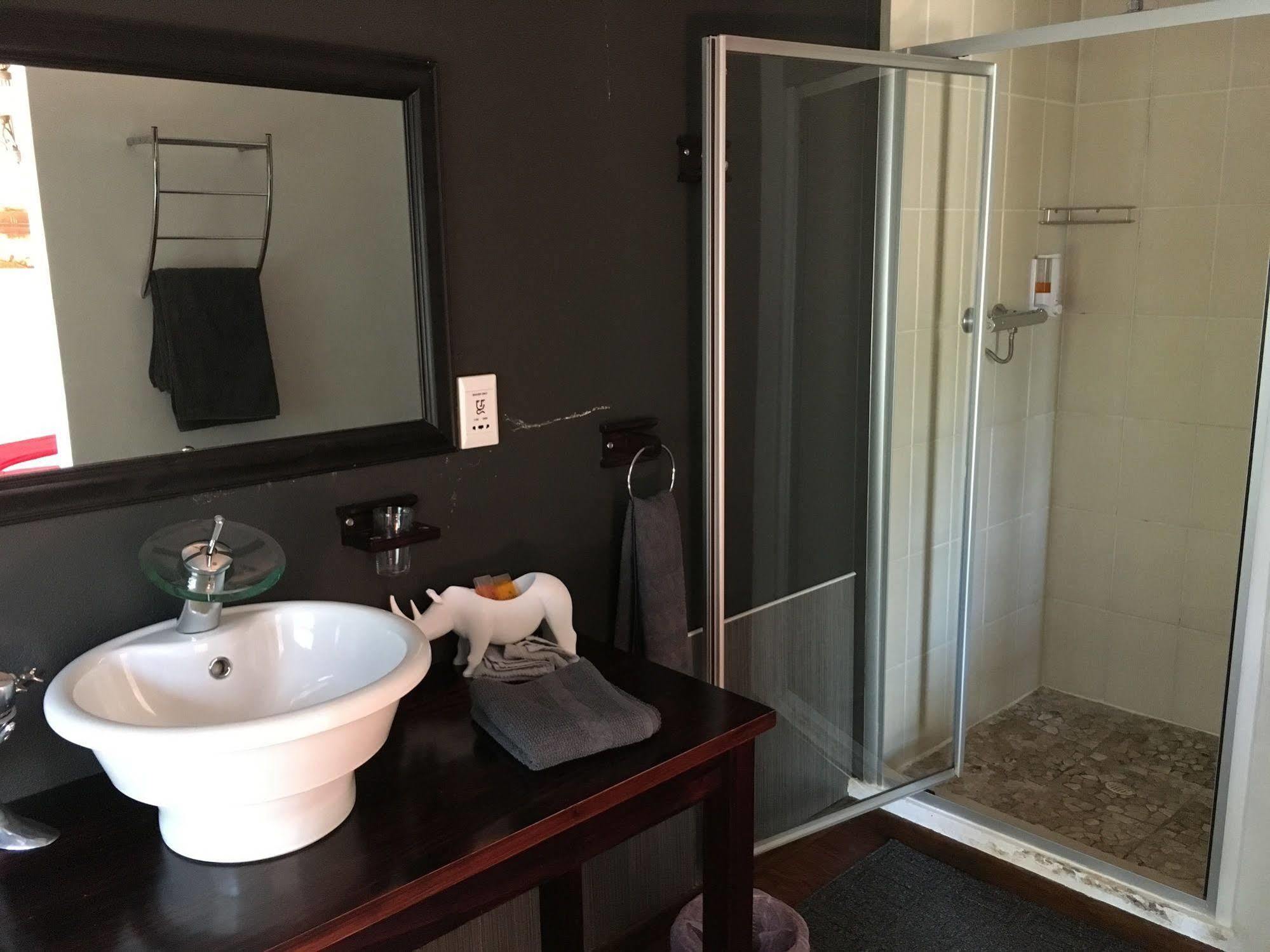 Ons Stee Bed And Breakfast Wellington Bagian luar foto