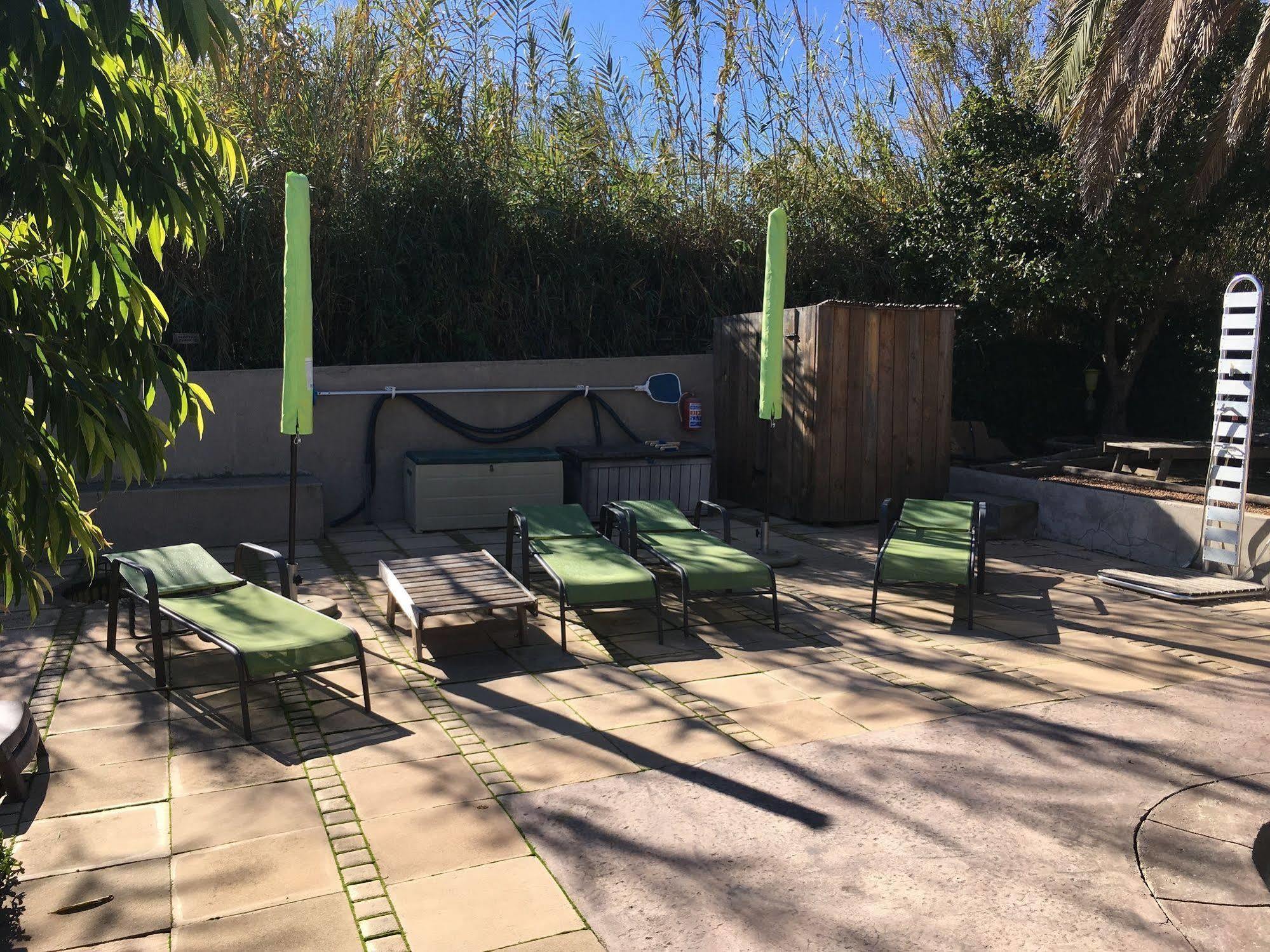 Ons Stee Bed And Breakfast Wellington Bagian luar foto