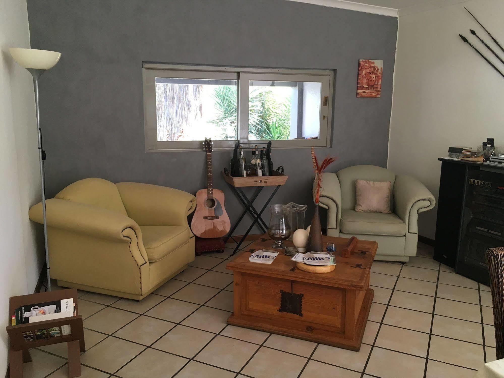 Ons Stee Bed And Breakfast Wellington Bagian luar foto